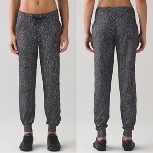 Lululemon Ready To Rulu Pant